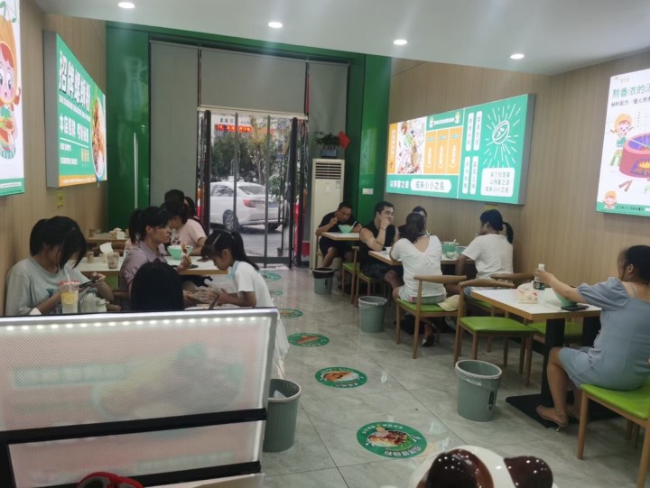 朱小小螺螄粉加盟品牌為什么受投資創(chuàng)業(yè)者青睞？加盟朱小小螺螄粉優(yōu)勢