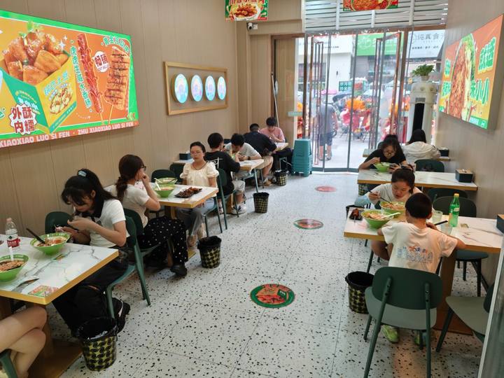 開螺螄粉加盟店需要經驗嗎？螺螄粉加盟之后有哪些扶持？